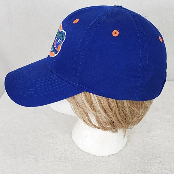 NWOT Florida Gators Captivating Baseball Cap Blue w/ Embroidered Logo Adjustable - Picture 2 of 10